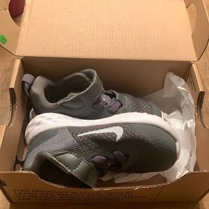 Toddler Nike Revolution 6